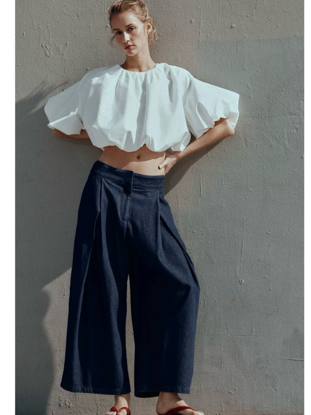 Zara Navy Wide-Leg Cropped Jeans NWT
